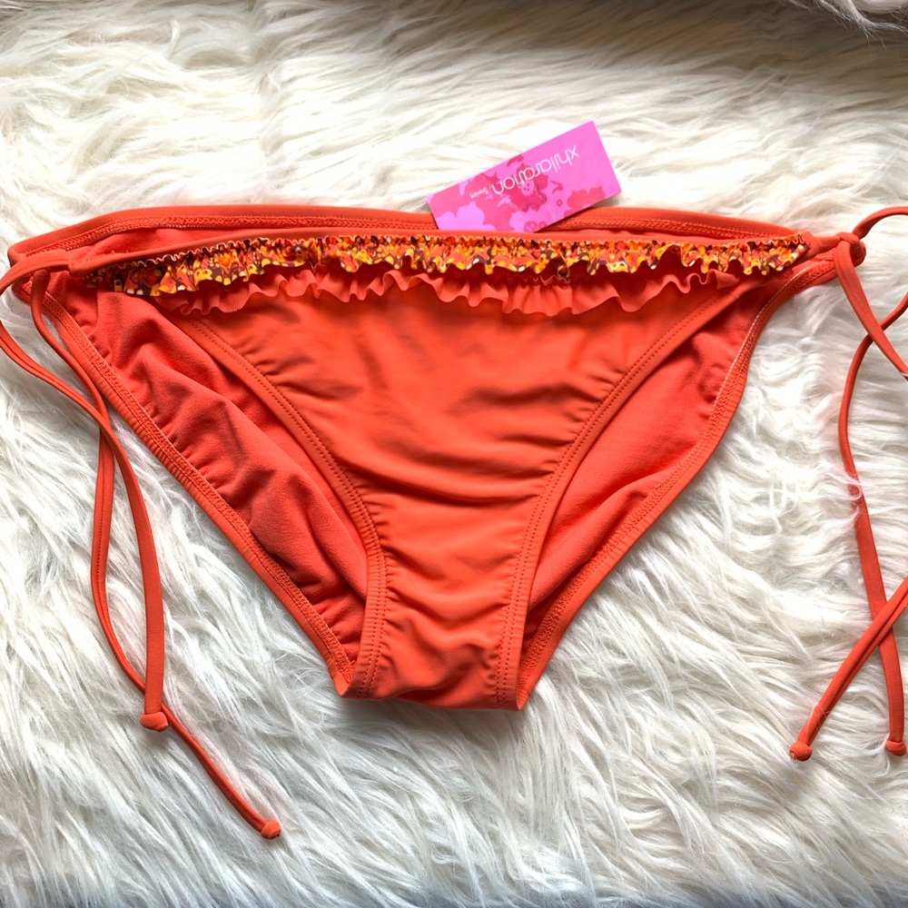 NWT Tie-side ruffle front cheeky bikini bottom XL